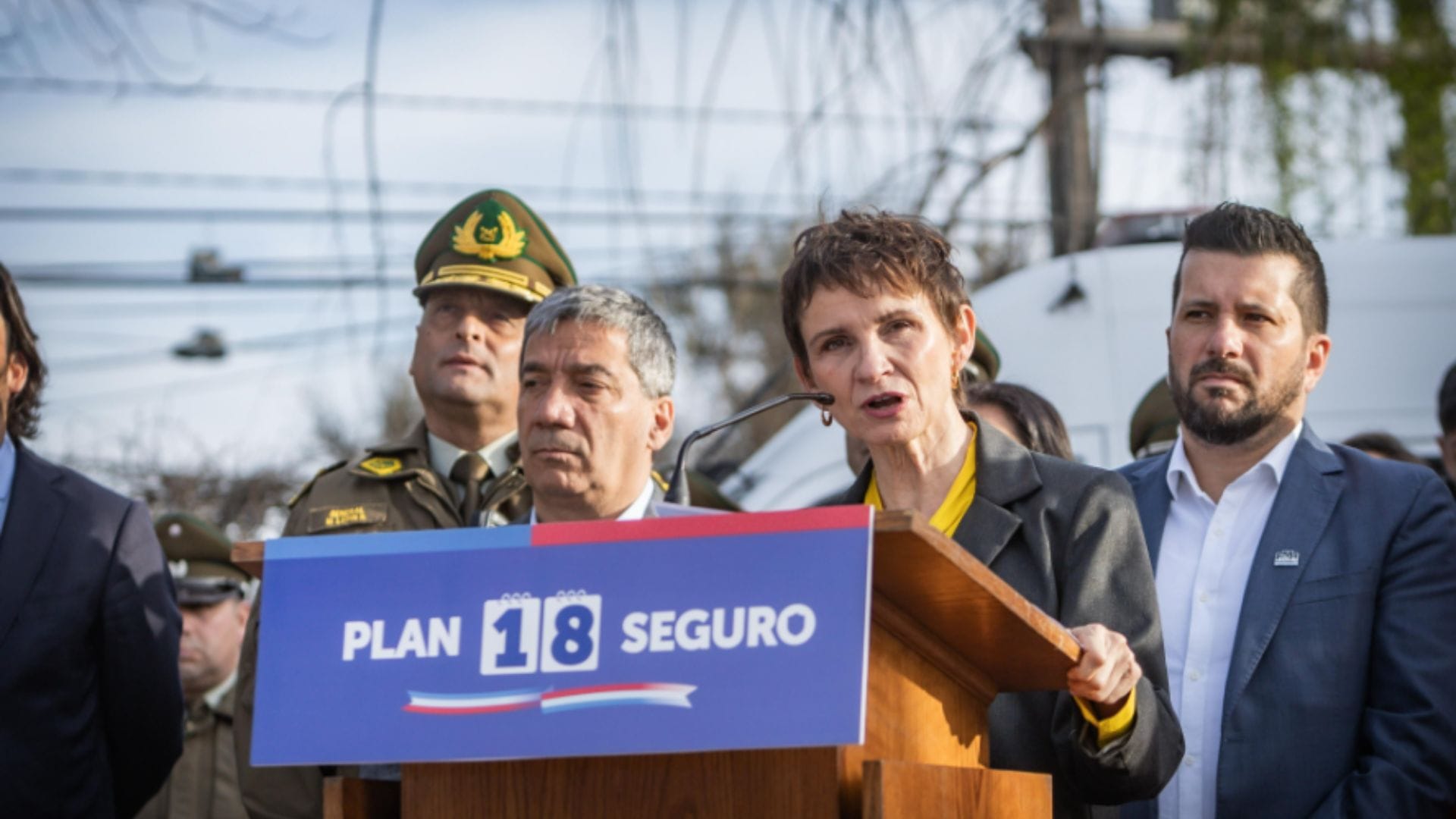 Carolina Tohá anuncia informe de Carabineros sobre operativo en fonda de Lo Barnechea