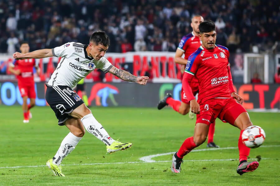 ¿Cuándo y dónde ver U. La Calera vs Colo Colo por el campeonato nacional?