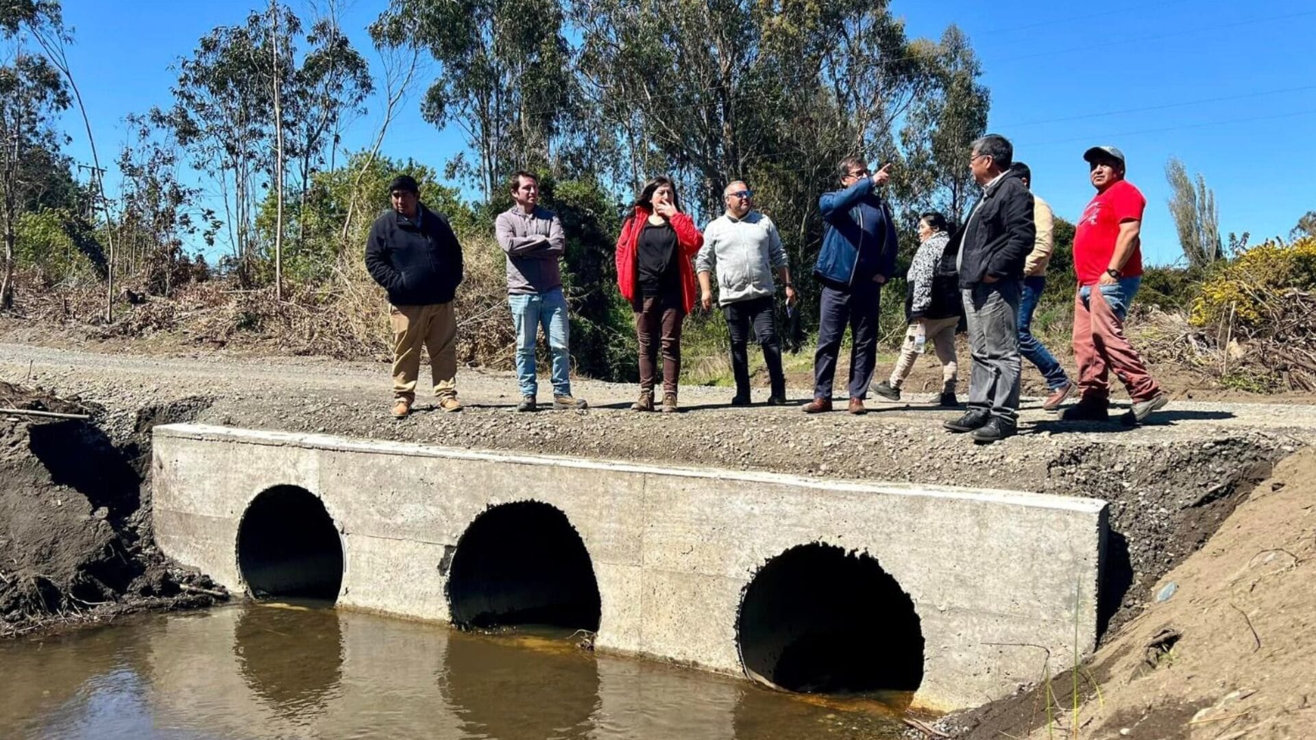 Tras detención de los hermanos Antihuén: Reparan camino rural que fue postergado por ser zona roja