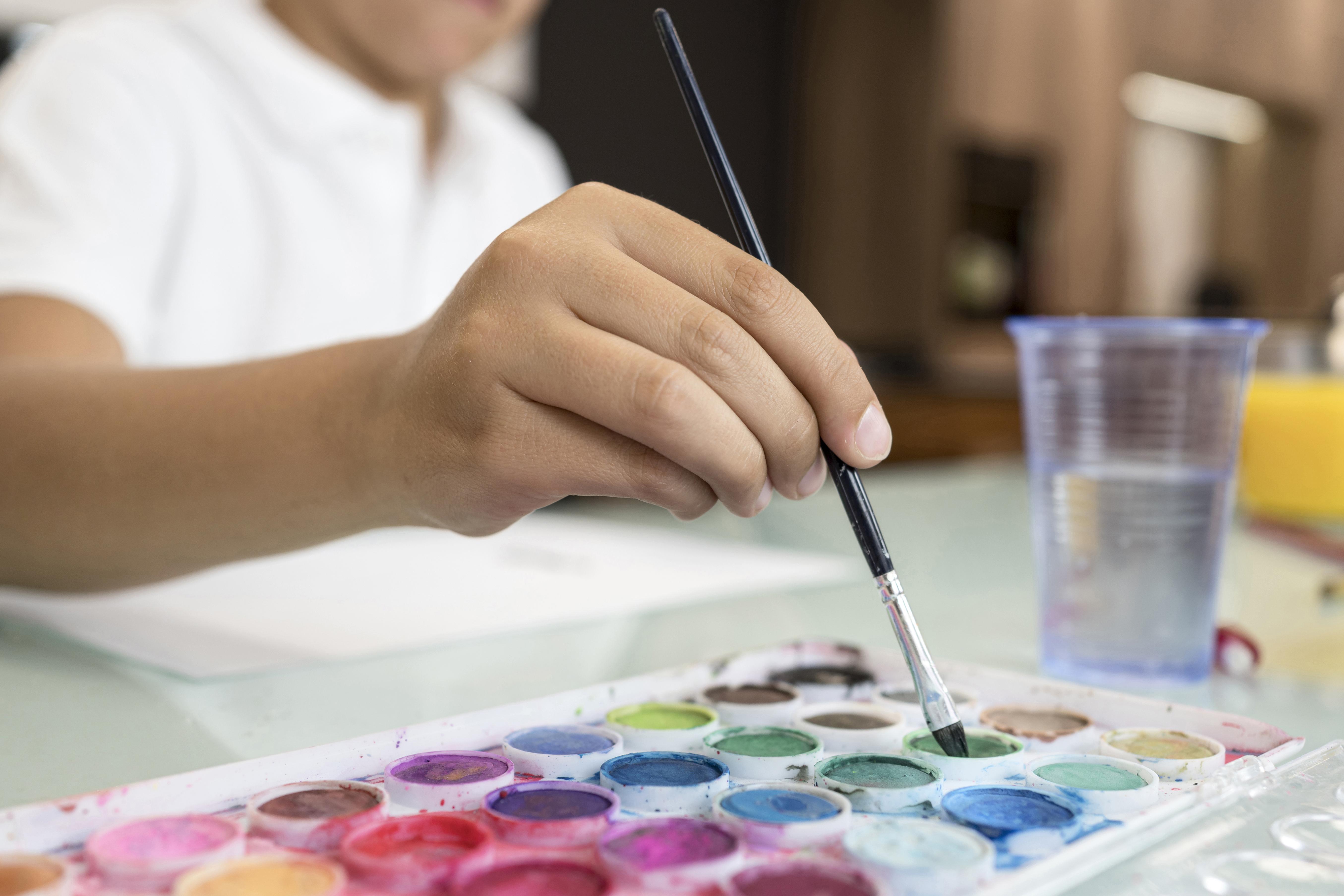 Taller de arte “Concepción en Primavera” estimula la creatividad de los más pequeños en Concepción