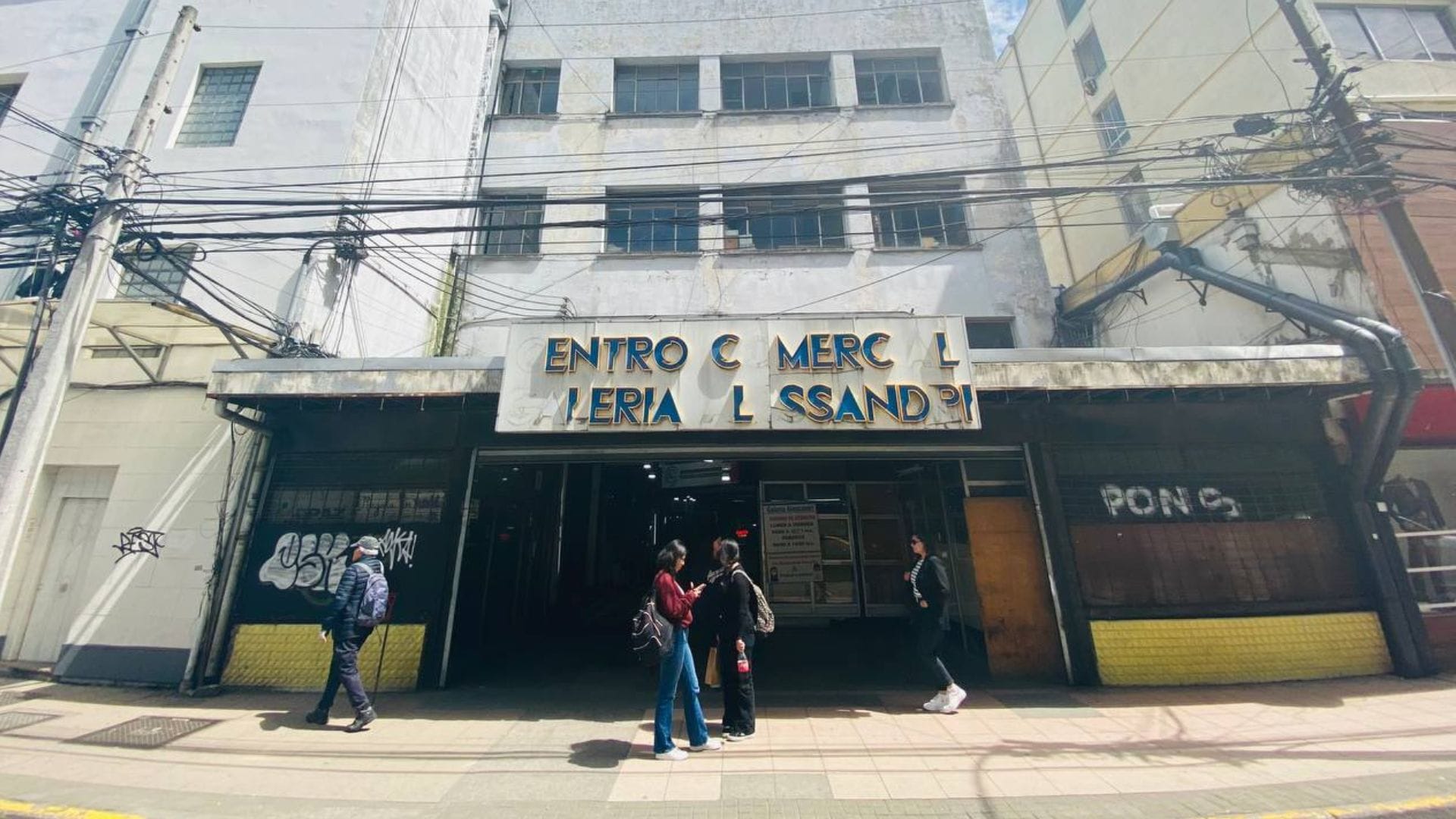 Concepción: Anuncian reposición de la techumbre de la emblemática Galería Alessandri