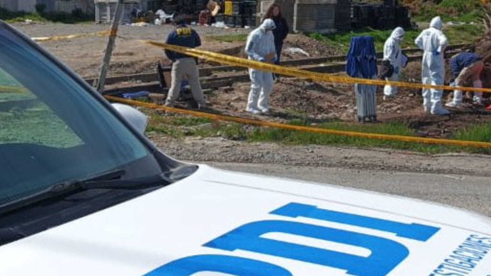 Encuentran cuerpo calcinado a un costado de la línea férrea en Puerto Montt