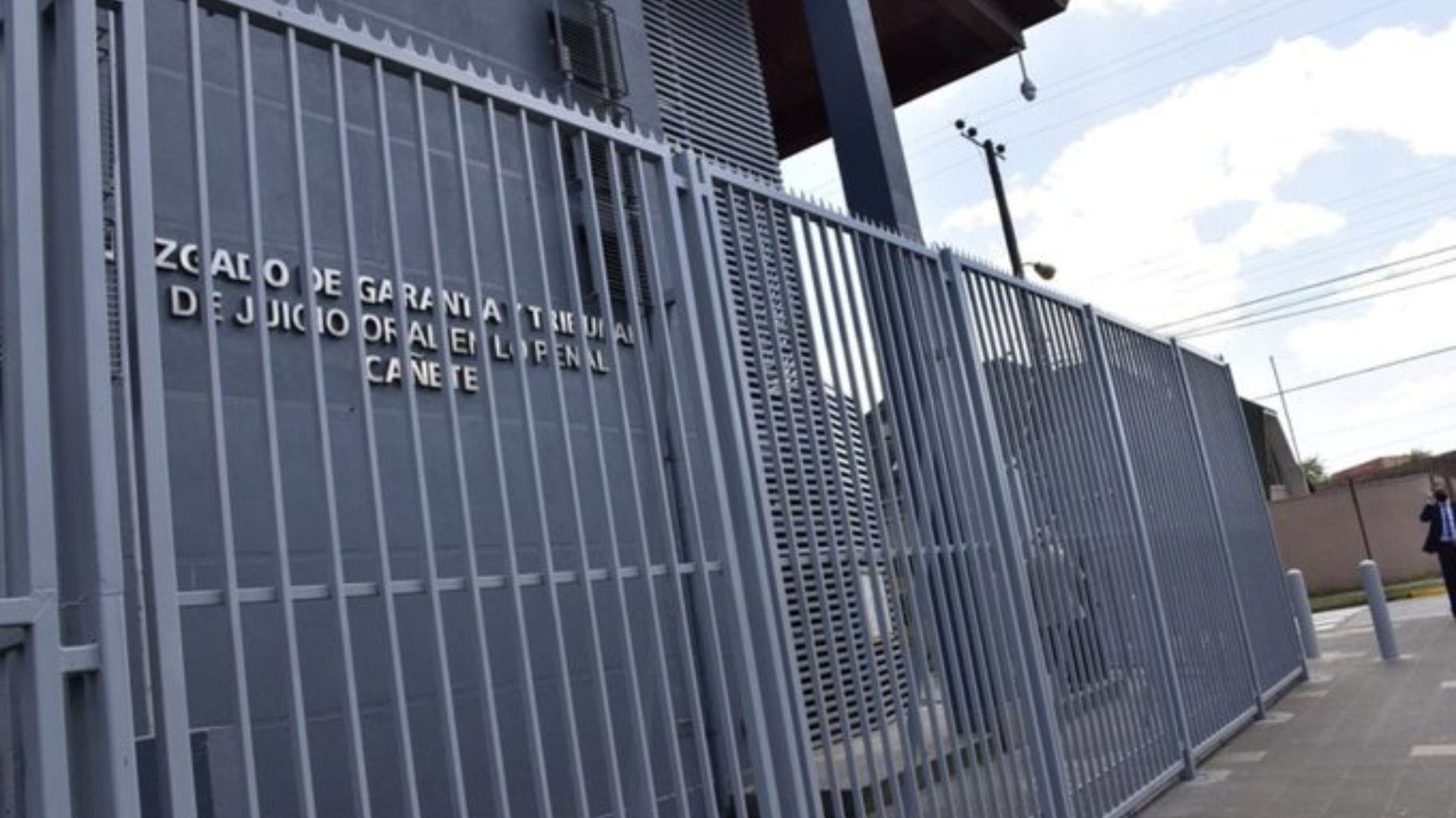 Condenan a 9 años de cárcel a chofer de bus que en Cañete atropelló y dio muerte a su esposa