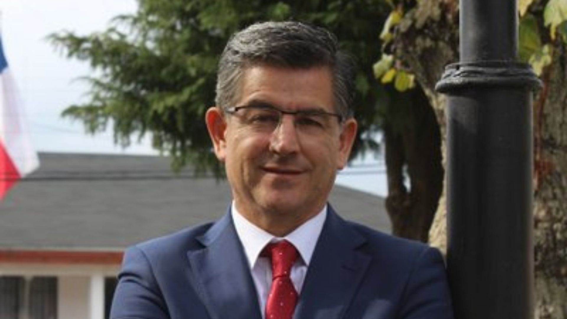 Ángel Castro vuelve como alcalde electo a la comuna de Santa Juana