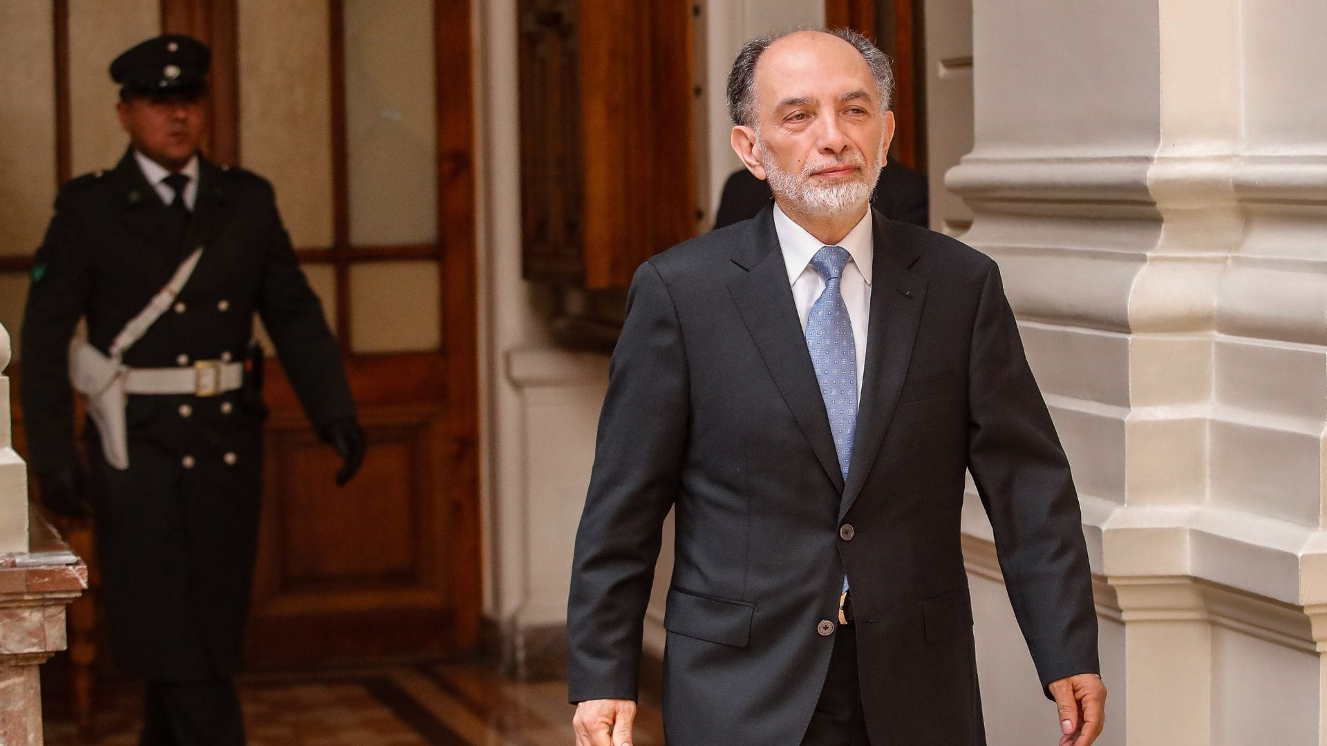 Editorial: Senado elevó el estándar, pero bajó el nivel