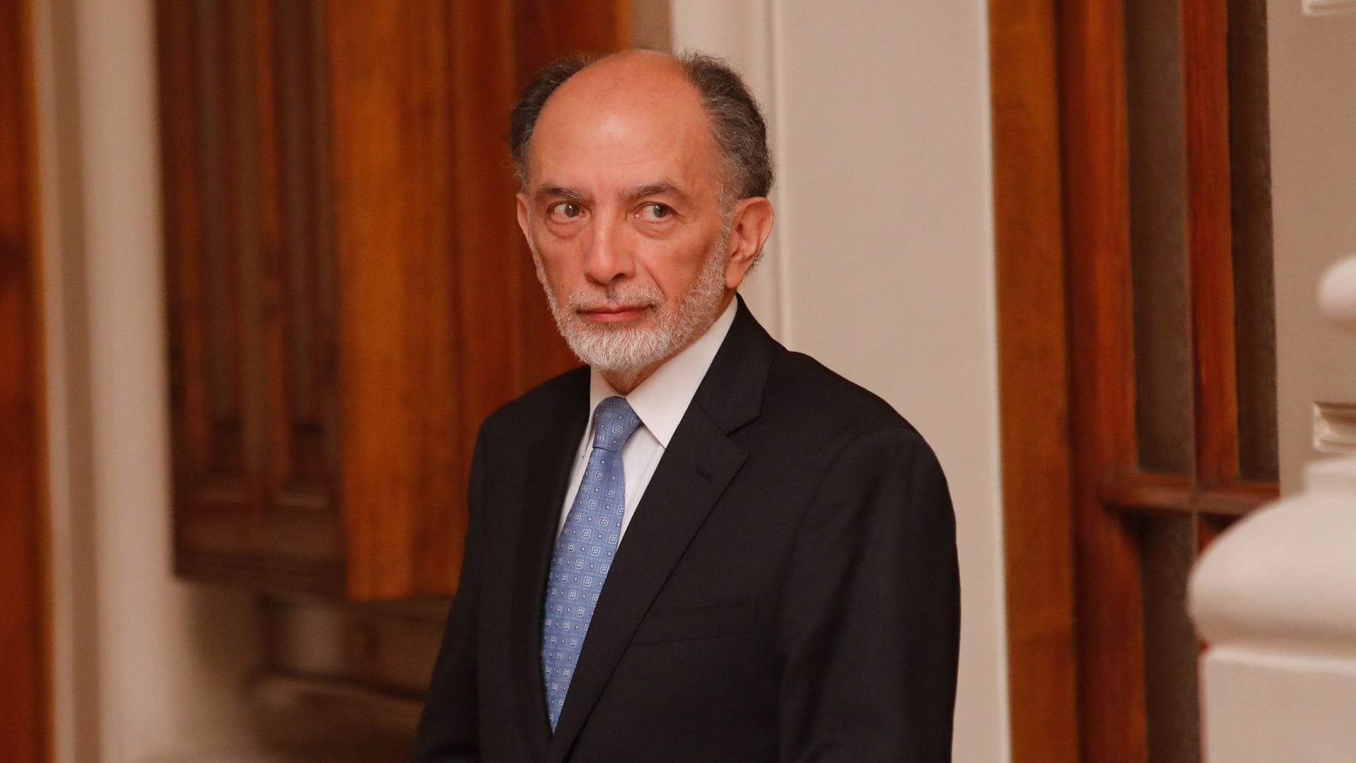 Aprueban la acusación constitucional contra Sergio Muñoz y lo remueven de la Corte Suprema