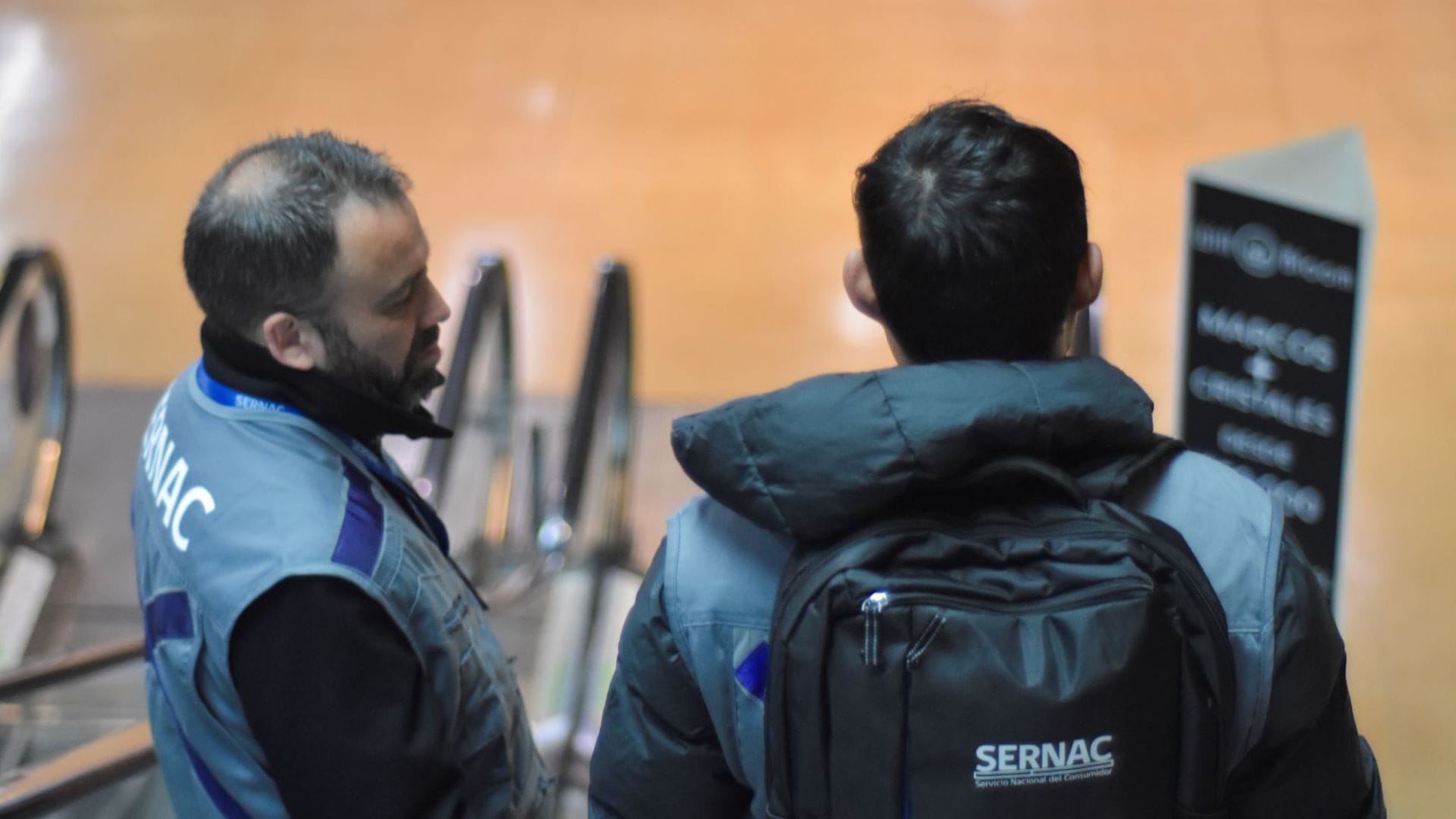 Productos de “dudosa calidad”: Sernac intensifica fiscalización de “malls chinos” tras detectar numerosas irregularidades