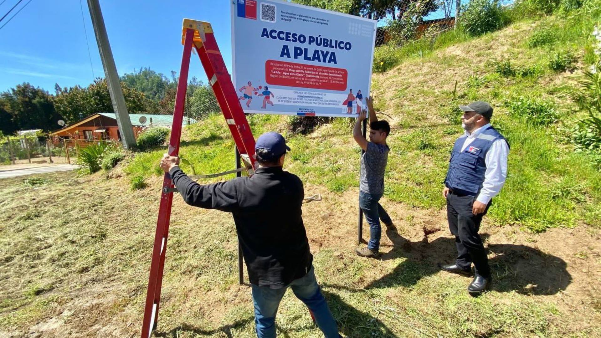 Bienes Nacionales repone señalética dañada en acceso a playas de Río Andalién anticipando la temporada estival