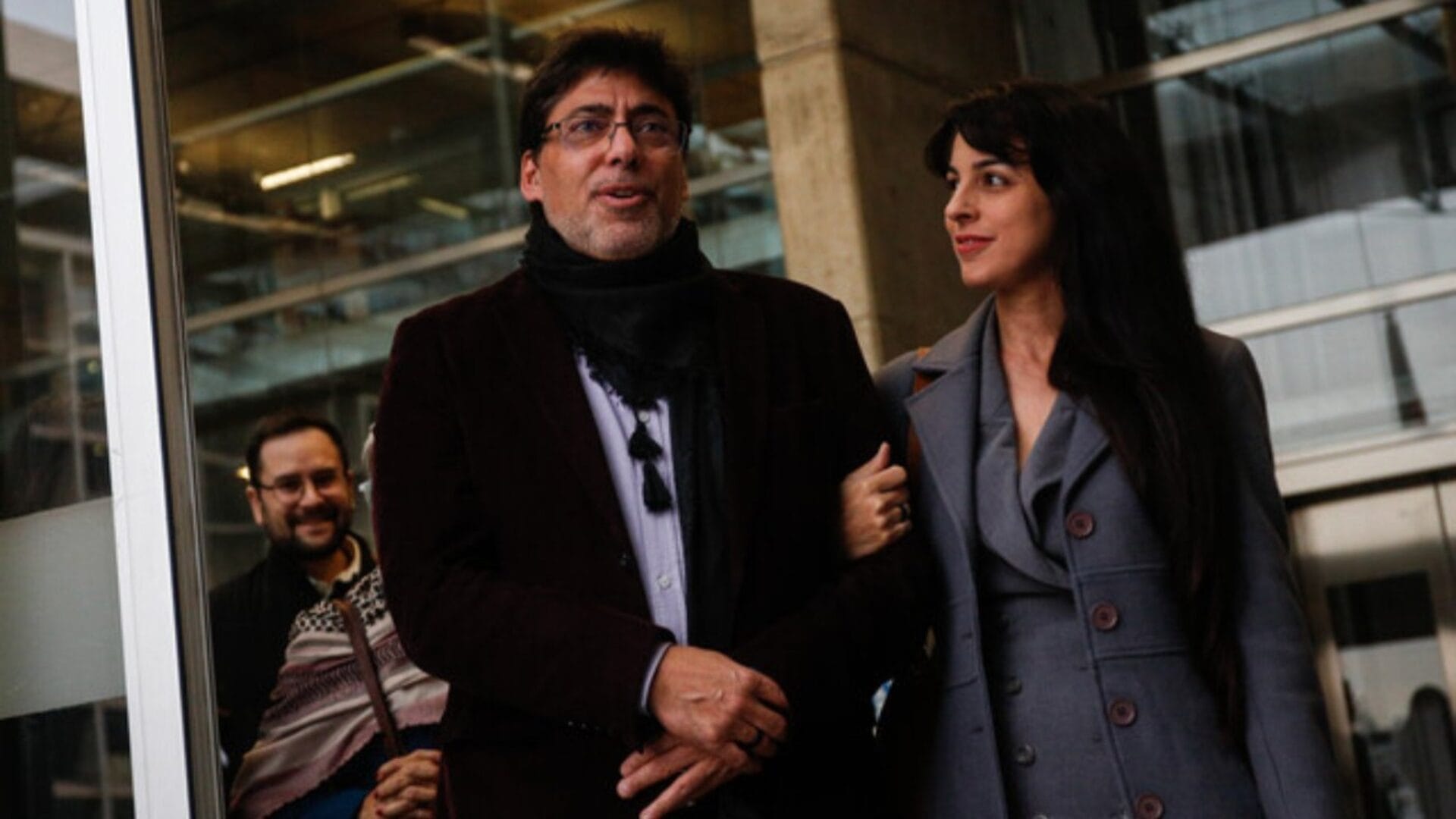 Daniel Jadue contrae matrimonio en íntima ceremonia en medio de su arresto domiciliario