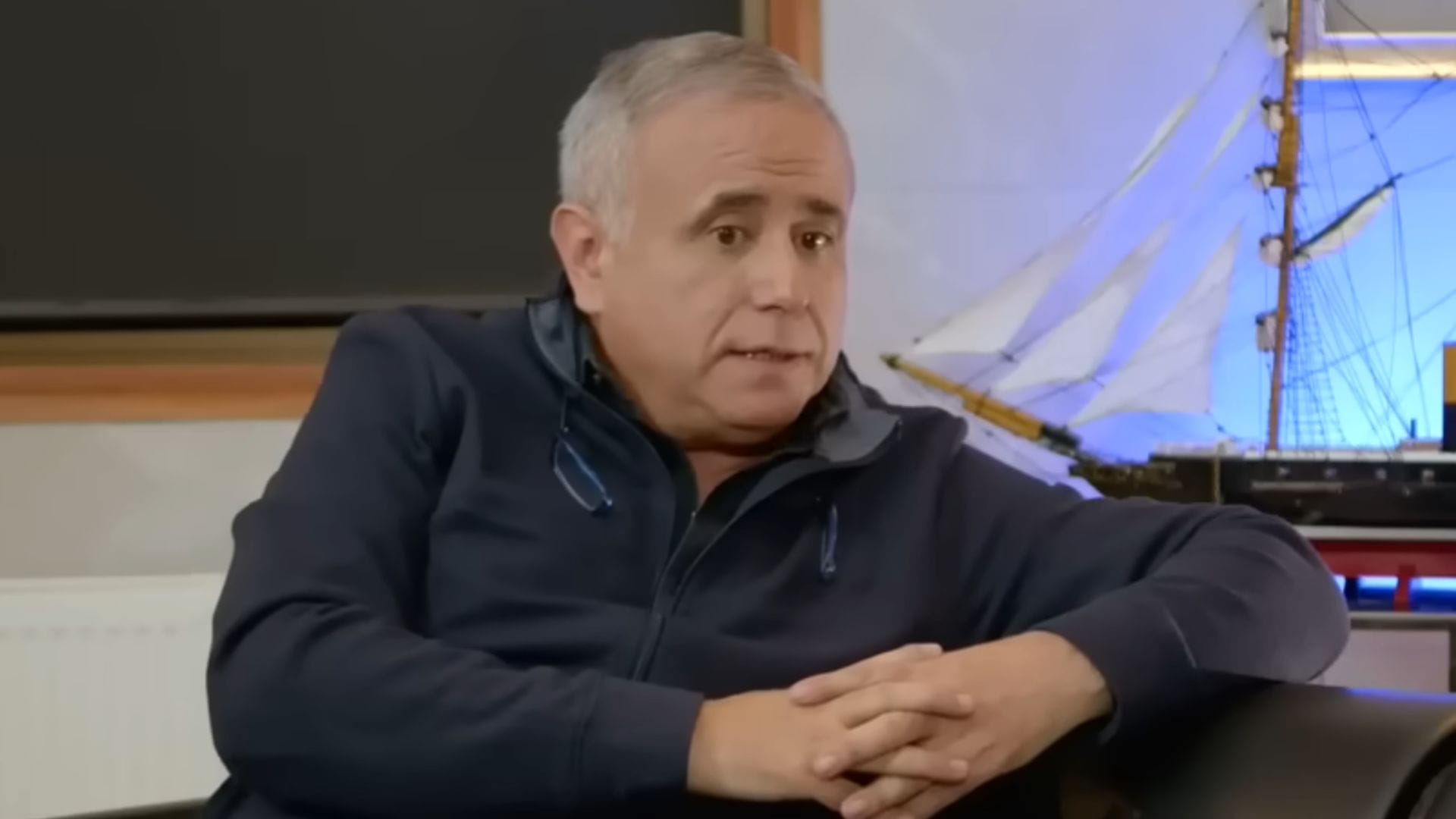 “Nos siguen acompañando”: La sensible pérdida familiar que afecta al doctor Sebastián Ugarte