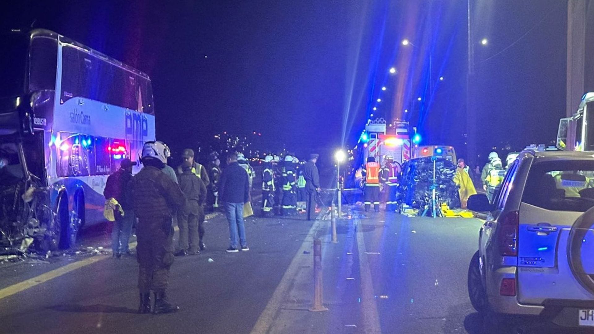 Actualizan estado de salud de conductor de Eme Bus: La máquina tendría una cámara que captó el accidente en el Puente Llacolén