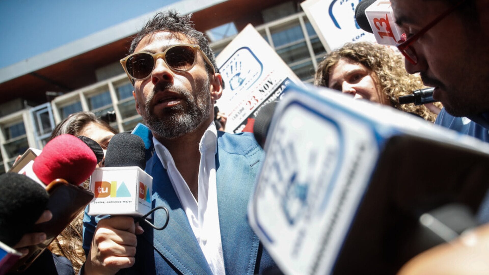 Jorge Valdivia seguirá con arresto domiciliario nocturno tras ser formalizado por segunda denuncia de violación
