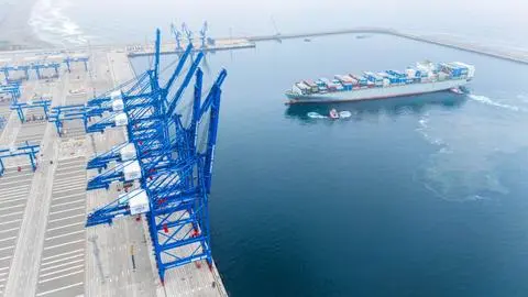 Primer efecto por Puerto Chancay: Naviera China elimina servicio directo entre Asia y el Biobío