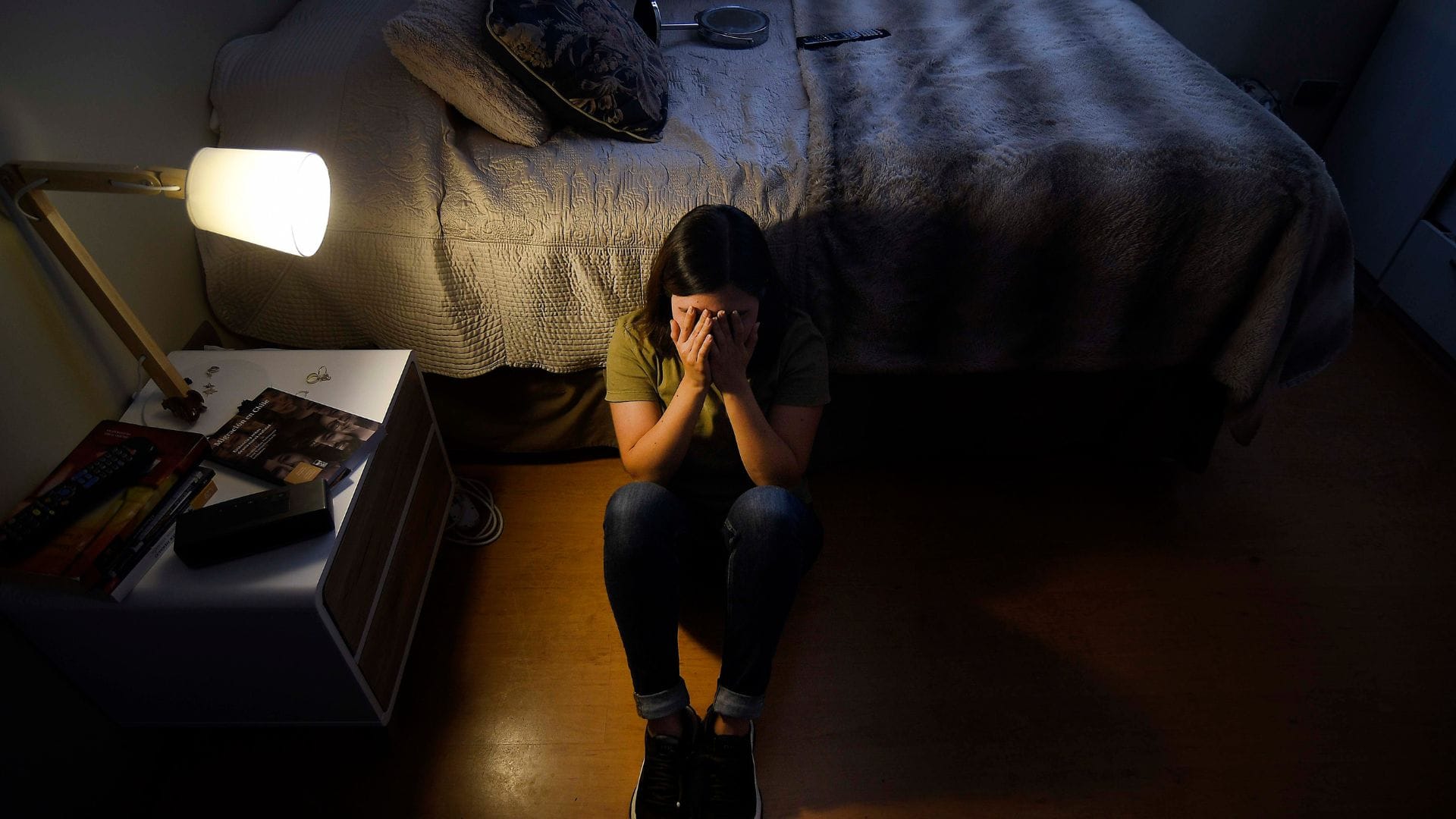 En Chile al año ocurren 1.300 homicidios en promedio, ¿pero cuántos suicidios? ¿Dónde estamos poniendo el foco?
