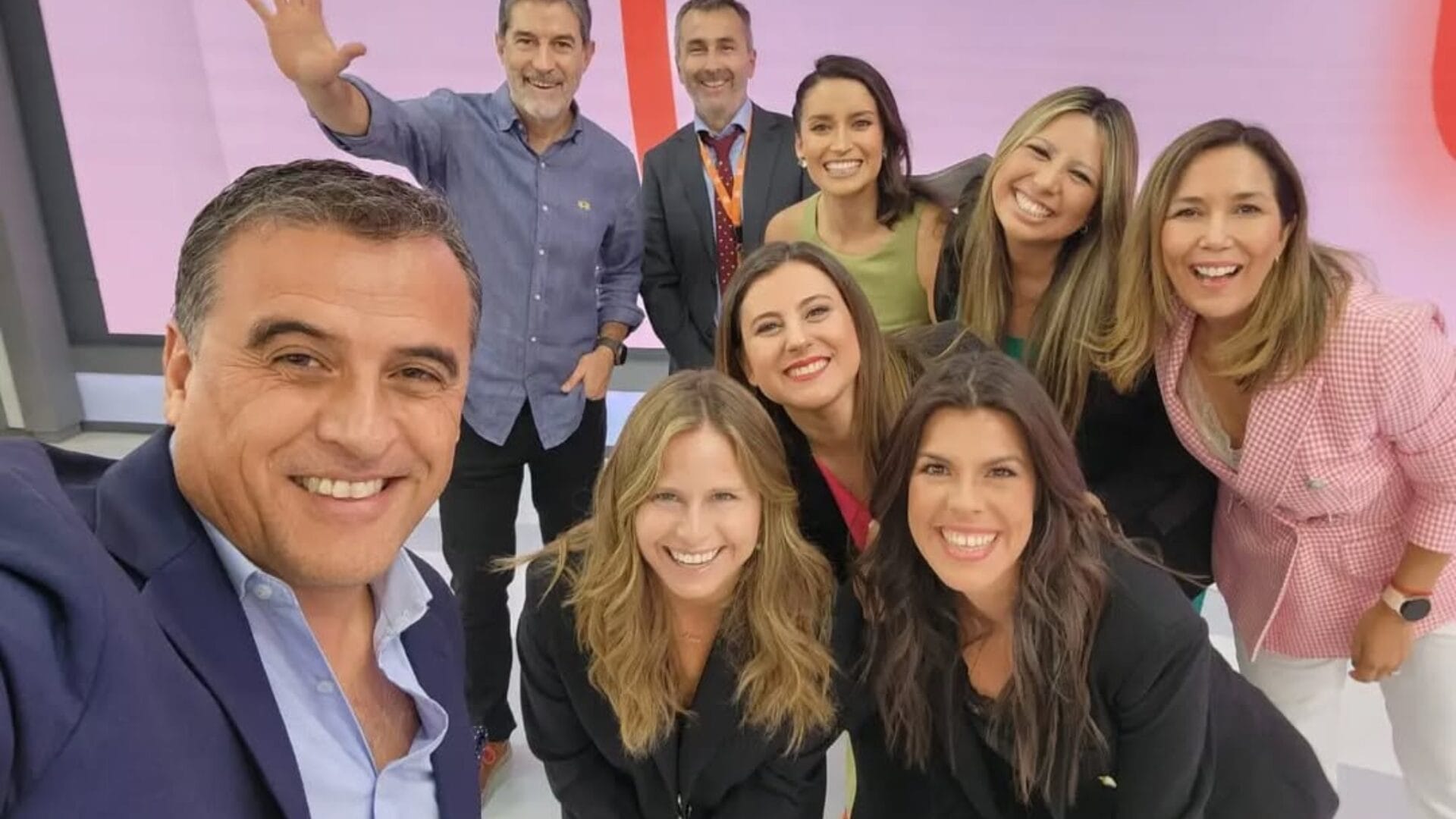 Periodista del 13 sufrió robo de su auto en Las Condes: Fue hallado horas después y afirmó que “lo hicieron bolsa”
