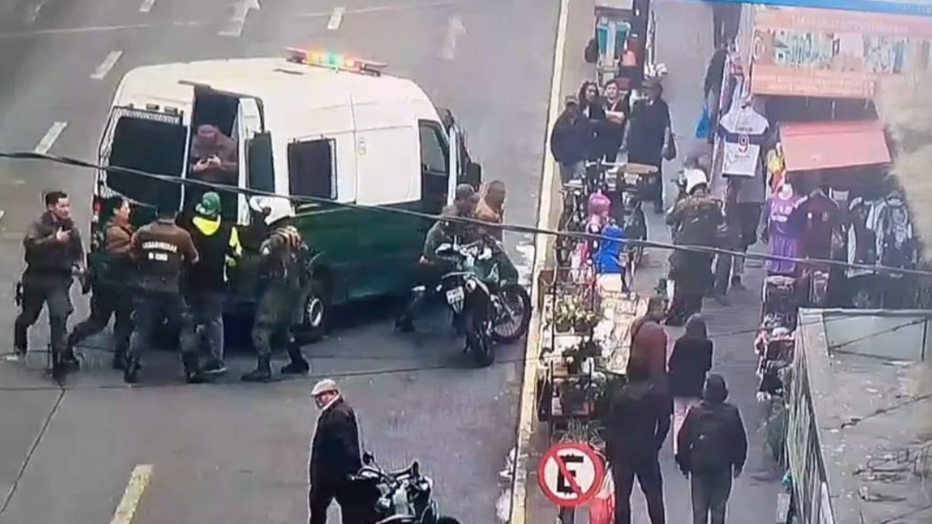 Fueron detectados por las cámaras de vigilancia: Detienen a dos delincuentes por robo en pleno centro de Concepción