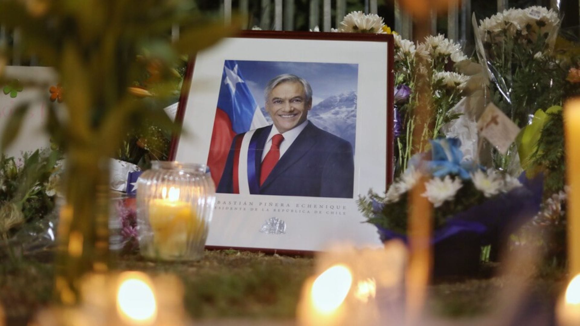 Sobrevivientes del accidente en Lago Ranco refutan informe de la DGAC: Aseguran que Piñera sí usaba cinturón de seguridad