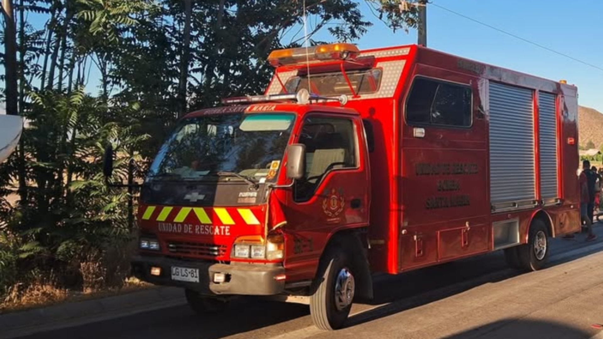 Fatal accidente vehicular: Grave colisión entre un microbús y una bicicleta deja una persona fallecida en Santa María
