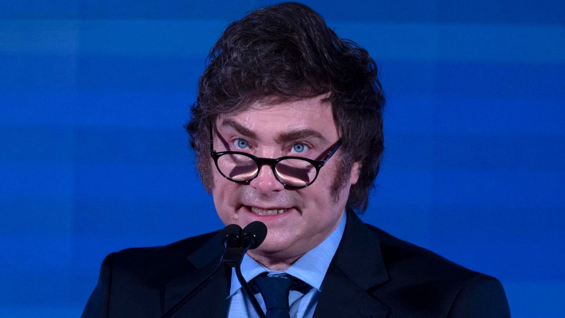 Milei fomenta por decreto el uso de armas de fuego entre los jóvenes en Argentina
