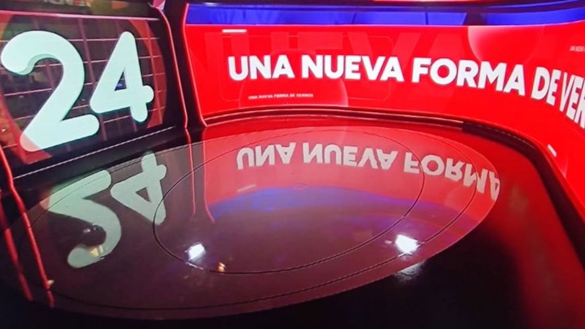 TVN roza la cima y celebra al subir rating de su noticiero central: Superó a canales de la competencia