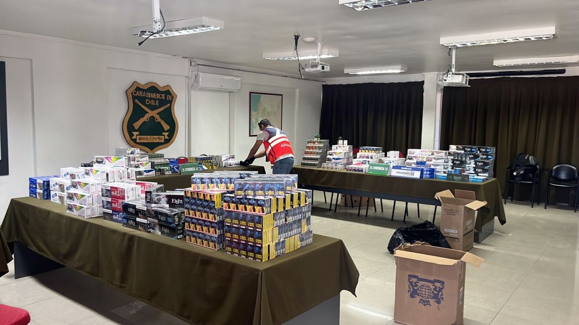 Incautan más de cinco mil cajetillas de cigarrillos de contrabando en Talcahuano