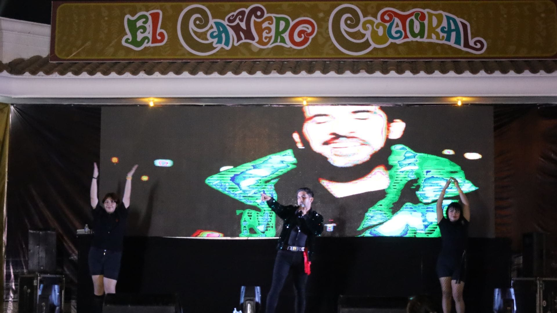 “Ruta del olvido”: Mago Monroy y el doble espectáculo con el que cautiva al público en México