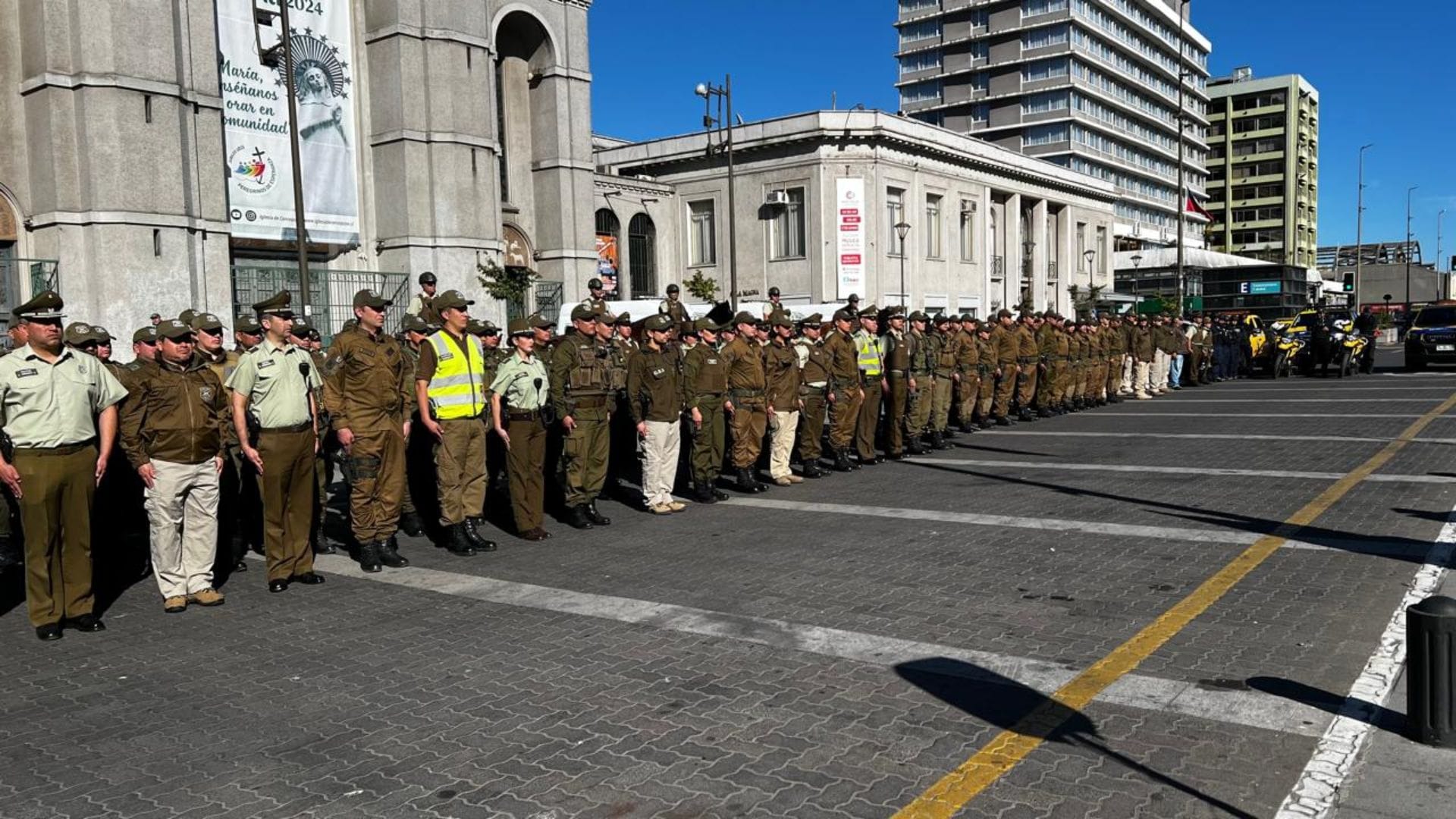 Con foco en el comercio ilegal: Carabineros despliega plan Navidad Segura