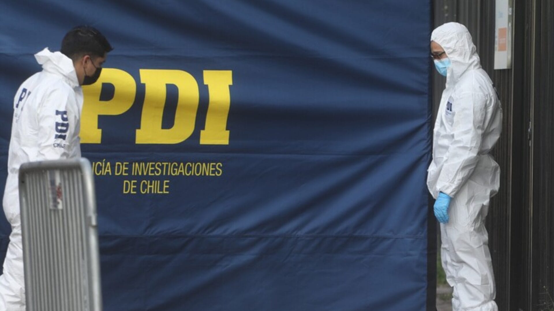 Recibió llamado por teléfono y cuando bajó de su departamento fue asesinado: Balean a joven en Colina