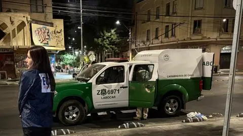 Lo siguió un vehículo: Balean a joven mientras se desplazaba en scooter en Independencia