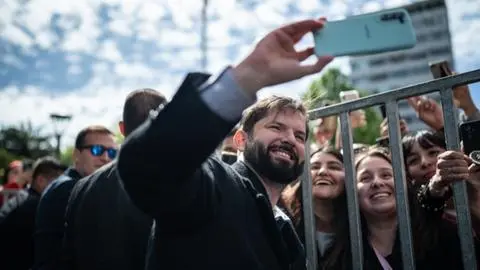 Lo que espera el Biobío de la gira del Presidente Gabriel Boric