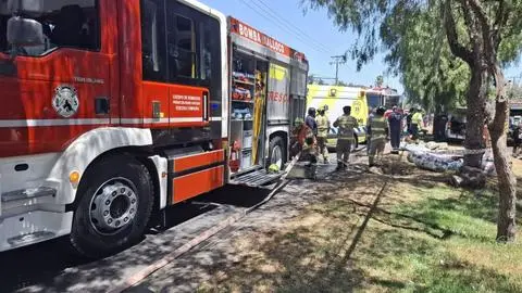 Una bebé de un año y su abuela fallecen en colisión de camión contra un furgón en Maipú