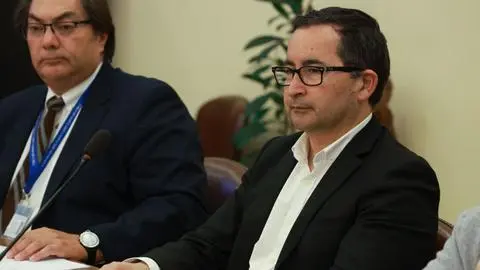 Otro más a la carrera: Diputado Félix González anuncia recolección de firmas para candidatura presidencial