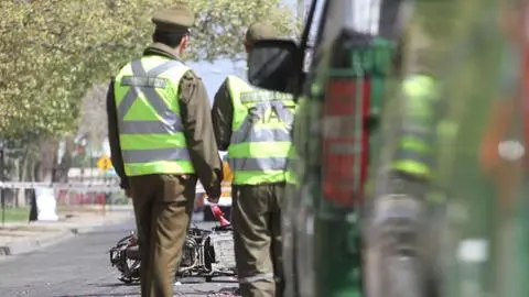 Conductor perdió el control y cayó del vehículo: Hombre fallece tras sufrir grave accidente de tránsito en Providencia
