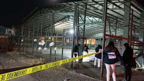 Delincuentes percutaron una ráfaga de disparos: Niño de 11 años fallece en medio de tiroteo en una multicancha de Peñaflor