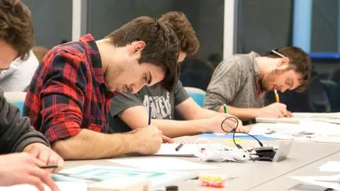 Estas son las universidades, institutos y CFT con más reclamos presentados en los últimos tres años en Chile