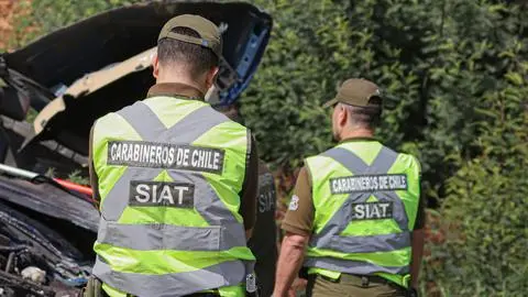 Vehículo chocó y terminó volcado: Conductor fallece tras sufrir grave accidente de tránsito en ruta de Cabrero