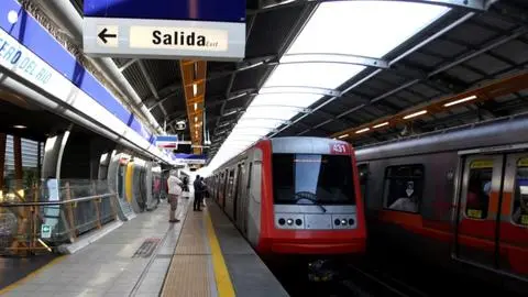 Adolescente de 17 años en riesgo vital tras ser baleado por resistirse a robo en estación de Metro