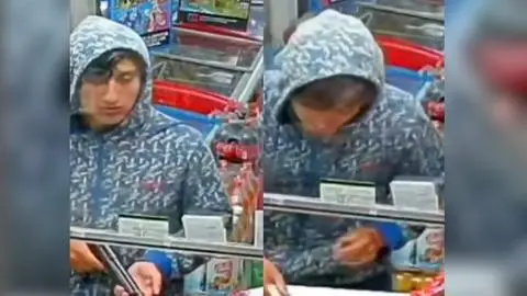 “Disculpe, tía”: Ladrón entró armado a almacén para robar, se ‘arrepintió’ y terminó comprando dulces en Valdivia
