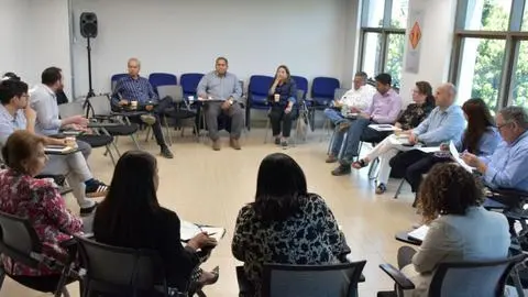 Autoridades y contratistas se reúnen en Concepción para abordar medidas tras el cierre de Huachipato