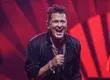 “Llévenle un tanque de oxígeno”: Las reacciones que dejó la energética presentación de Carlos Vives en Viña 2025