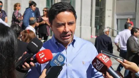 “Esto no es un concurso de belleza, sino que de ideas”: Rodolfo Carter y su insistencia para concretar primarias presidenciales en la derecha