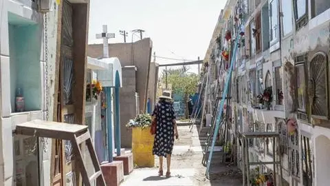Revelan detalles sobre el hallazgo de un bebe momificado dentro de un mausoleo en el cementerio de Calama