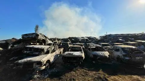 Cifran más de 400 autos quemados en el incendio del corralón municipal de San Pedro de la Paz