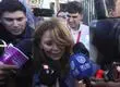 “Quiero abrazar a mis hijos”: La reacción de Cathy Barriga tras salir de la cárcel de San Miguel