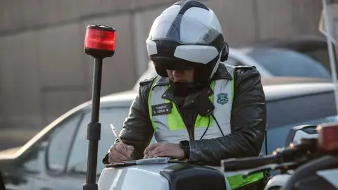 Permiso de Circulación 2025: Revisa aquí si tienes multas de tránsito no pagadas o infracciones