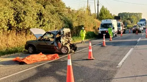 Una persona fallecida y múltiples heridos deja grave colisión por alcance entre auto y camioneta en la Ruta 5 Sur de Longaví