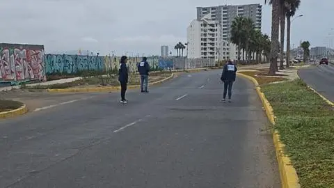 Fue interceptado mientras se desplazaba: Joven de 27 años fallece tras ser acribillado al interior de su vehículo en Coquimbo