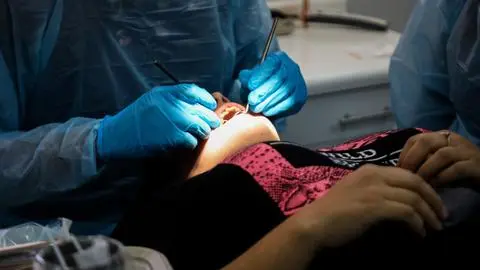 Víctima era su paciente: Detienen a dentista acusado de abuso sexual en contra de adolescente de 17 años en San Carlos