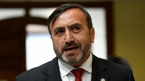 Diputado Francisco Pulgar queda en prisión preventiva por presunta violación a menor de edad
