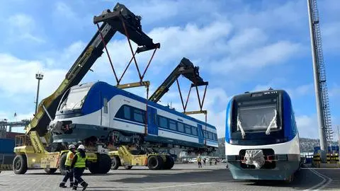 Llegan a Chile nuevos trenes para reforzar el Biotren
